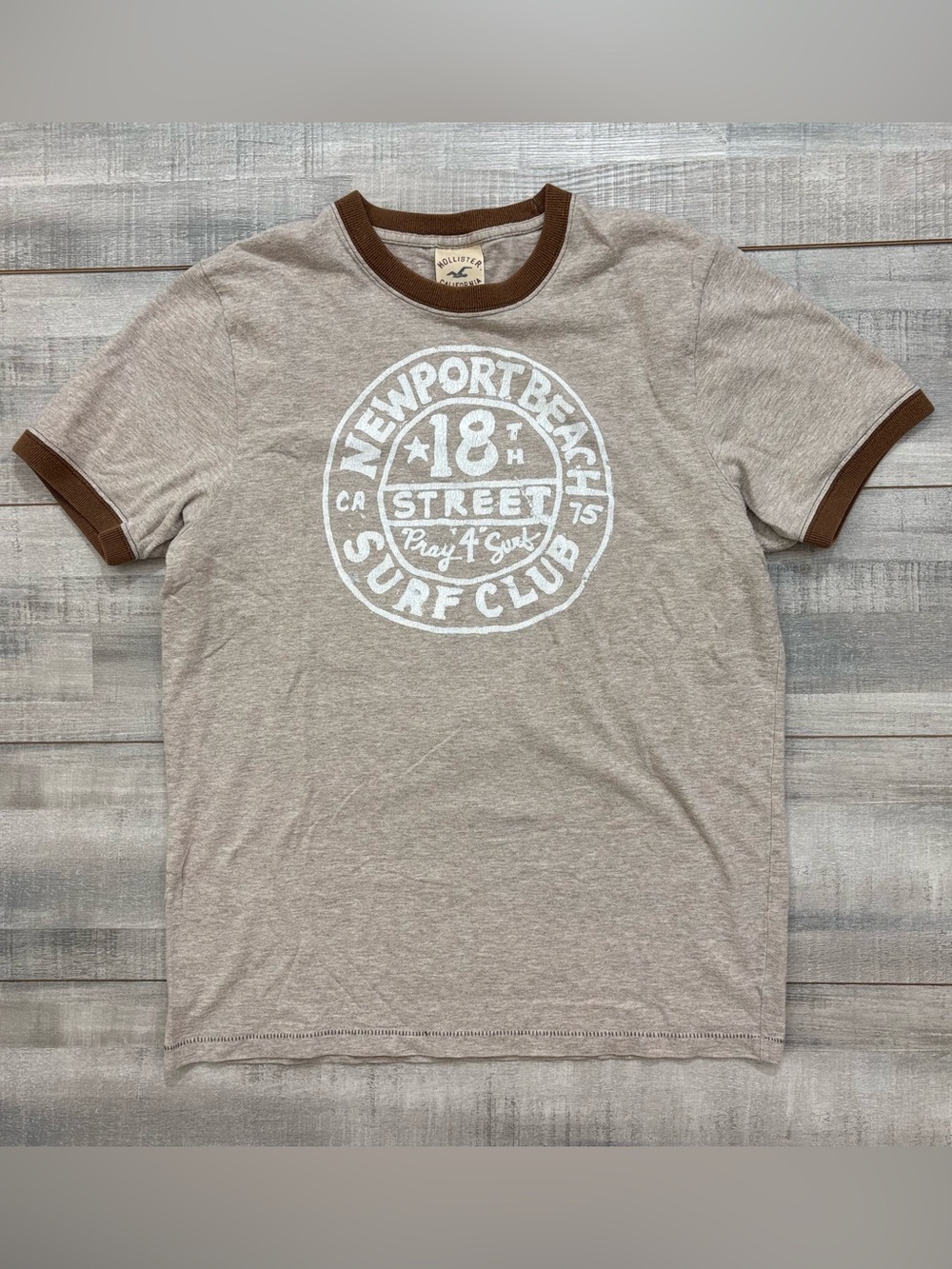 Vintage Y2K Hollister Shirt Mens Large Beige Newport Beach Cali California Peru